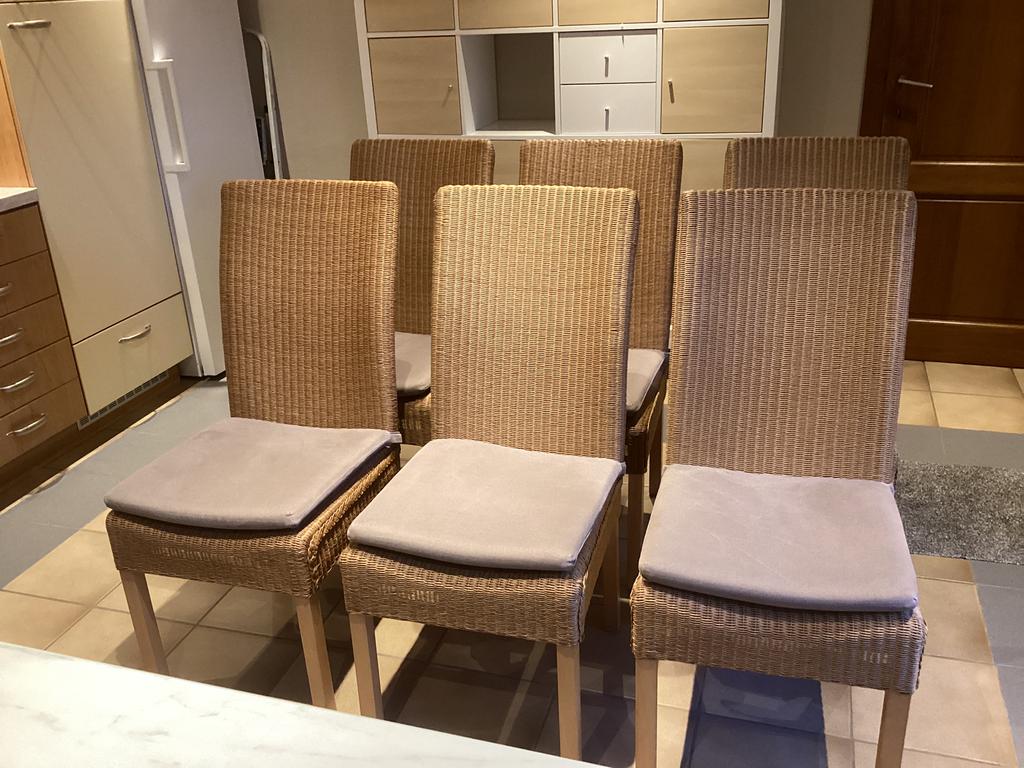 6 mooie loomstoelen, Enlèvement