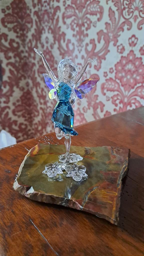 Swarovski elfje Zilverdauw, Verzamelen, Ophalen of Verzenden, Zo goed als nieuw, Figuurtje