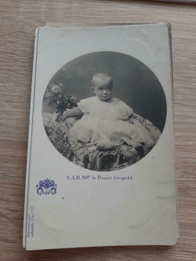 9 PK Le Prince Léopold als kind / Duc de Brabant, Verzamelen, Koningshuis en Royalty, Ophalen of Verzenden, Gebruikt, Kaart, Foto of Prent
