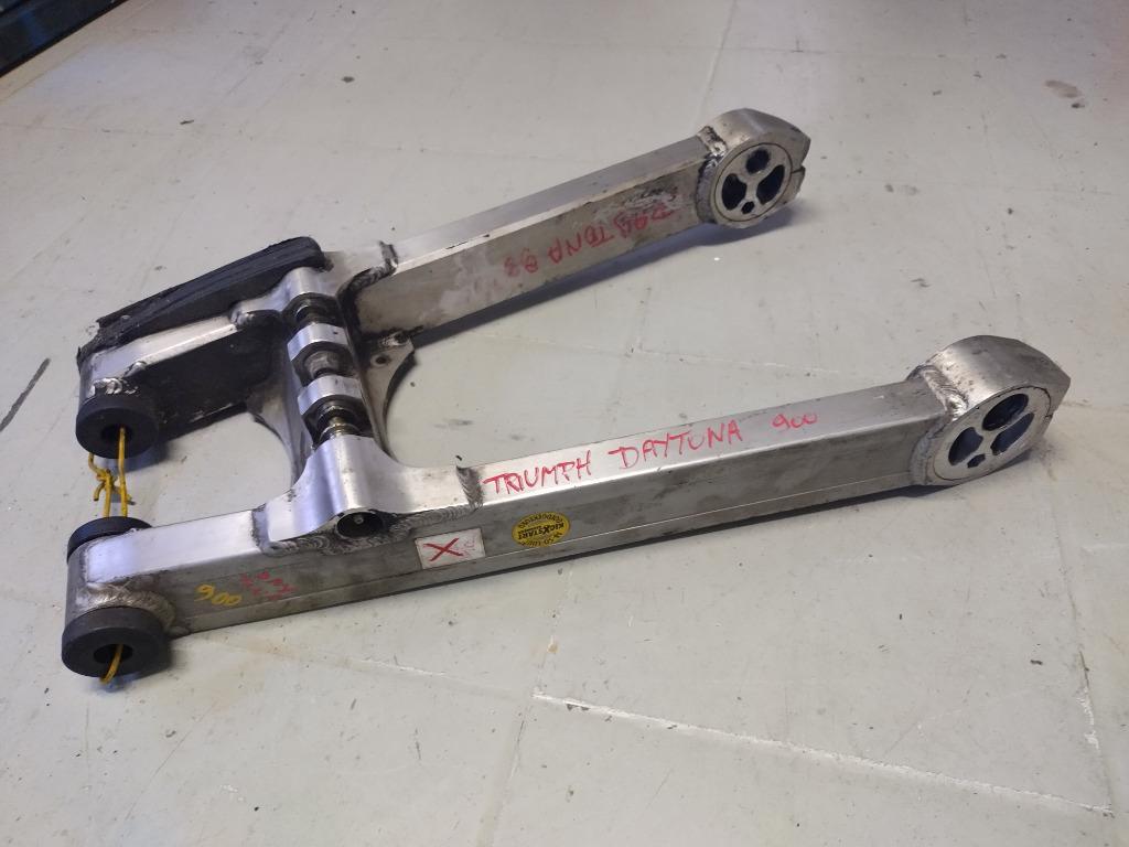 triumph daytona 900/1200 achterbrug, Motoren, Ophalen of Verzenden, Gebruikt