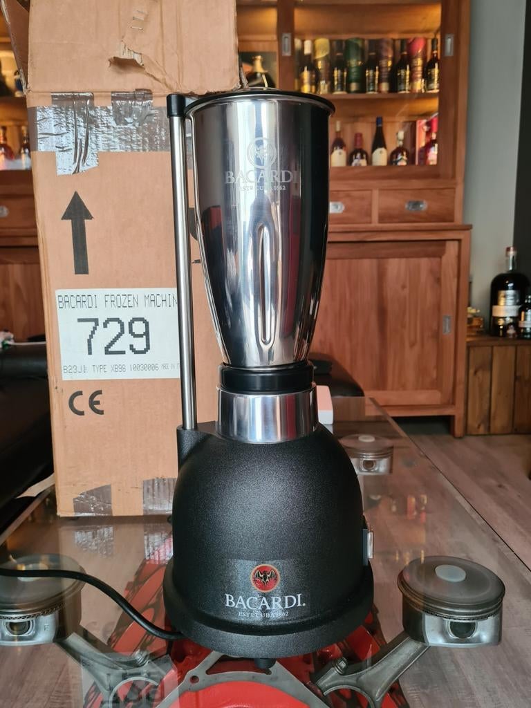 Bacardi blender/mixer, Ophalen of Verzenden, Zo goed als nieuw, Blender