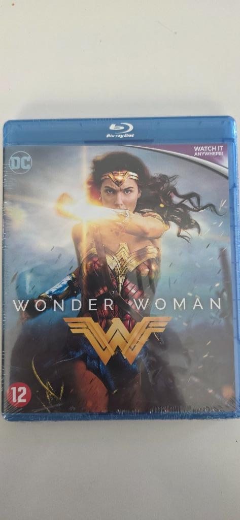 DC - Wonder Woman (verpakking), CD & DVD, Blu-ray, Neuf, dans son emballage, Aventure, Enlèvement ou Envoi