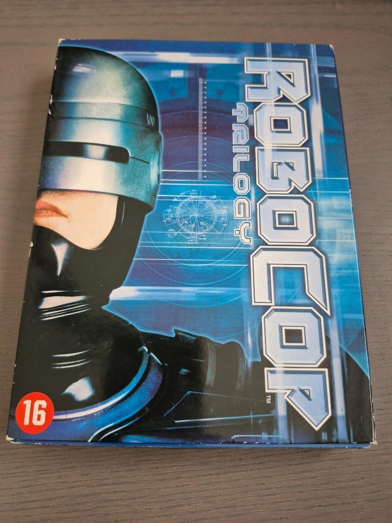 Dvd box Robocop Trilogy, À partir de 16 ans, Enlèvement ou Envoi, Comme neuf, Science-Fiction