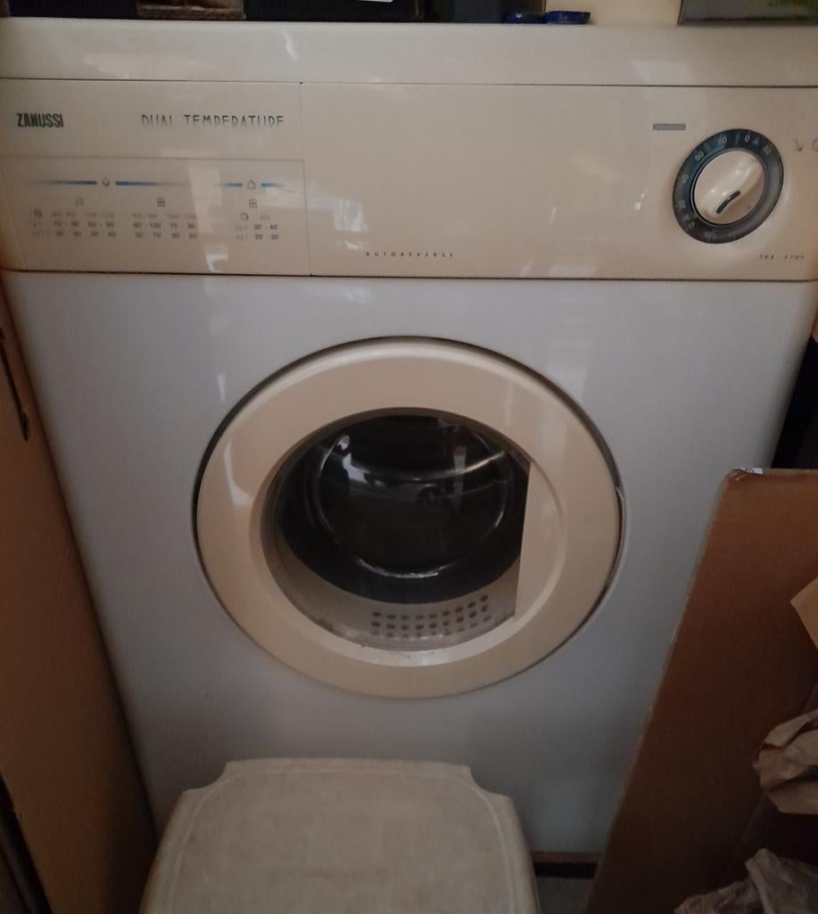 Sèche-linge Zanussi TDS 370T, Electroménager, Sèche-linge, Évacuation d'air, 4 à 6 kg, Chargeur frontal, Enlèvement