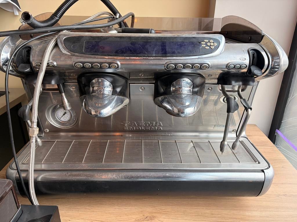 Espressomachine Koffiemachine, Electroménager, Café en grains, Utilisé, 10 tasses ou plus, Tuyau à Vapeur