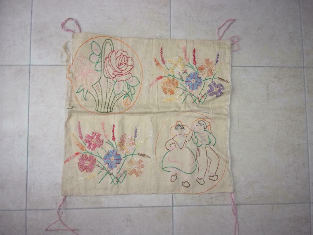 très ancien travail de broderie, Enlèvement ou Envoi, Utilisé