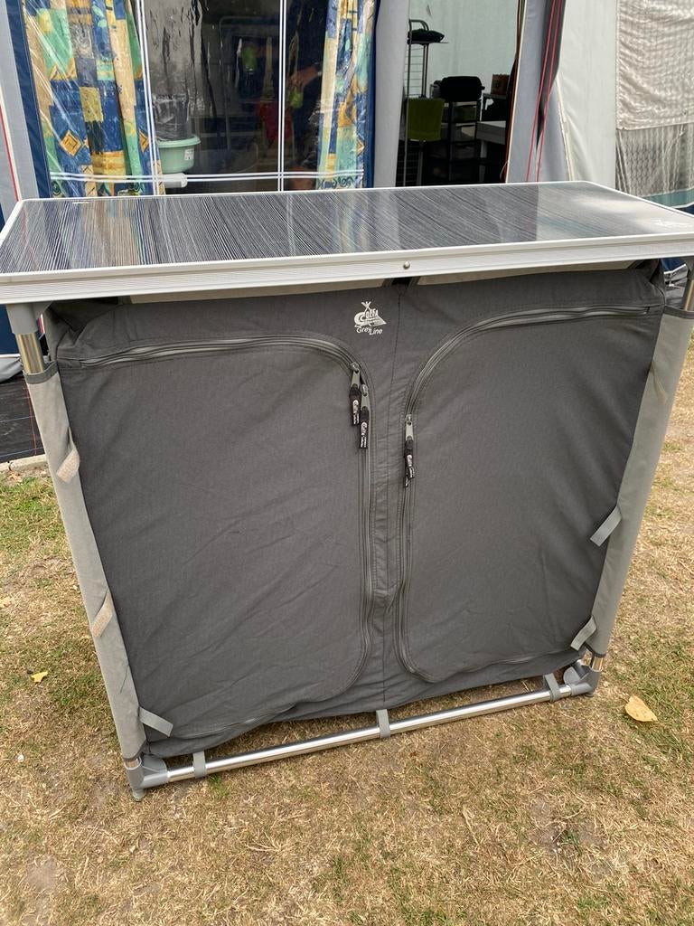 Kampeer kast, Ophalen