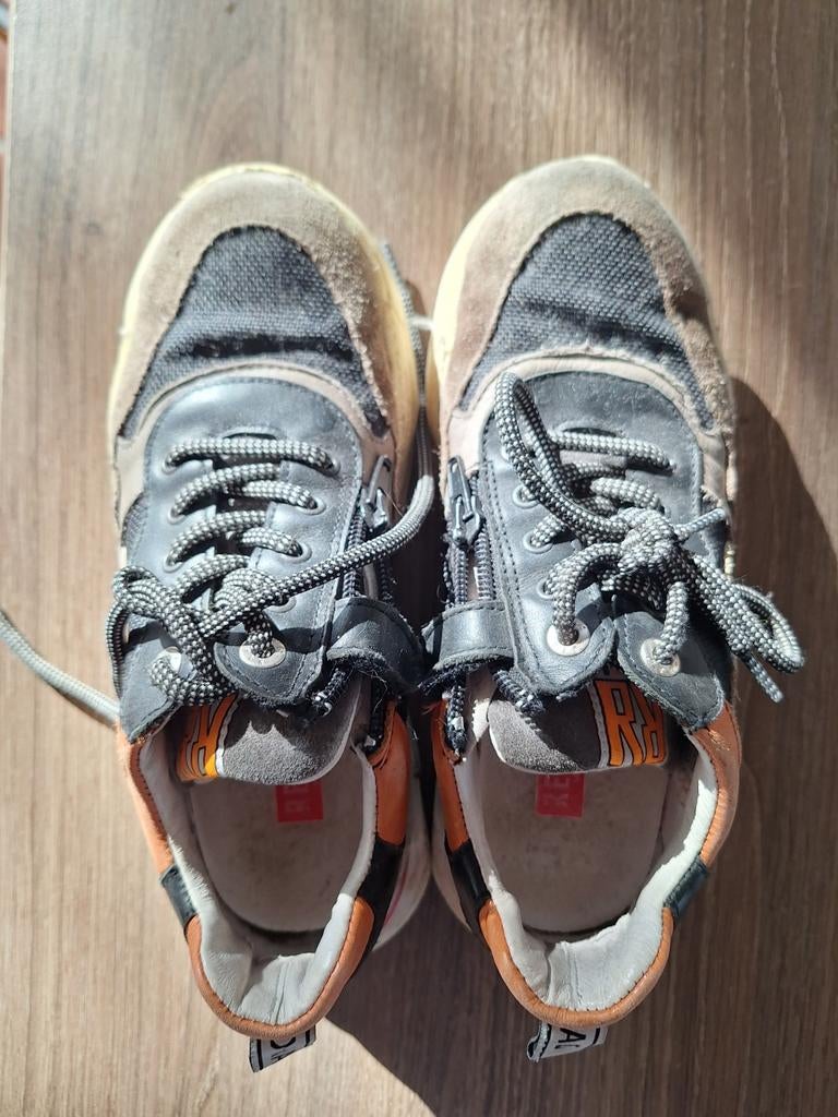 Sneakers voor jongens maat 34, Ophalen