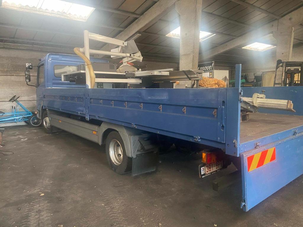 Mercedes 818, Auto's, Overige modellen, Blauw, Particulier, Te koop