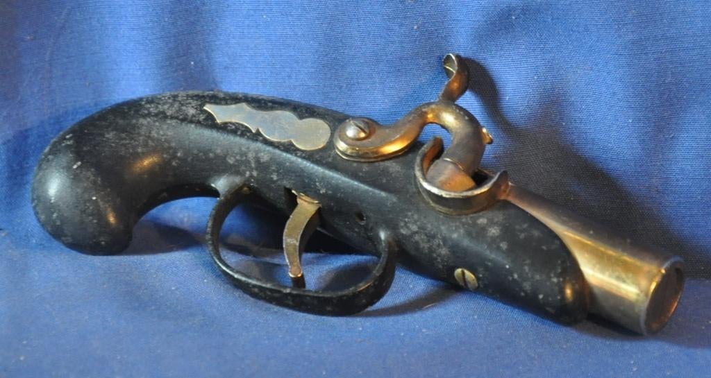 briquet de table forme et imitation pistolet silex, Verzamelen, Rookartikelen, Aanstekers en Luciferdoosjes, Gebruikt, Aansteker
