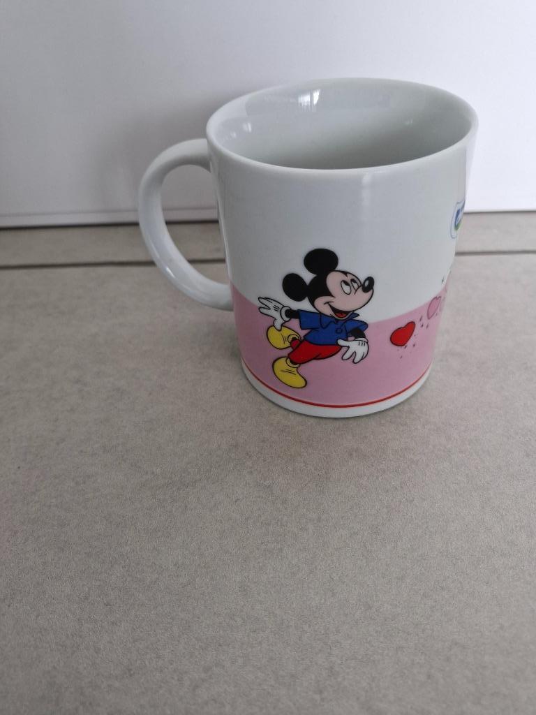mok Disney Mickey en Minnie Mouse Chambourcy, Envoi, Mickey Mouse, Comme neuf, Service