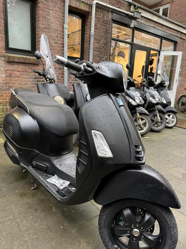 Vespa GTS 125cc avec 8960 km 2021, Neuf, Autres modèles, 125 cm³, Enlèvement