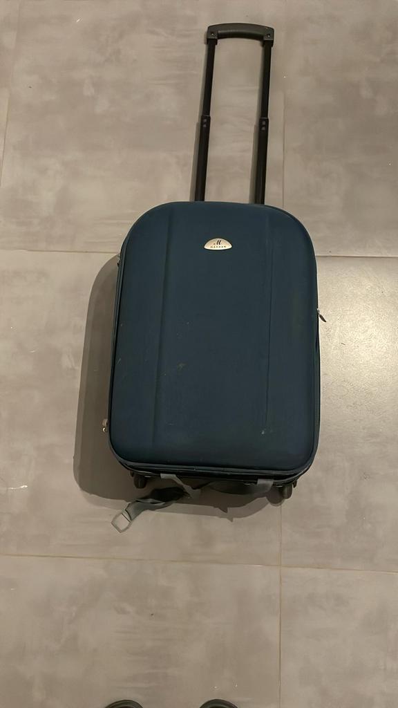Valise, Enlèvement, Comme neuf