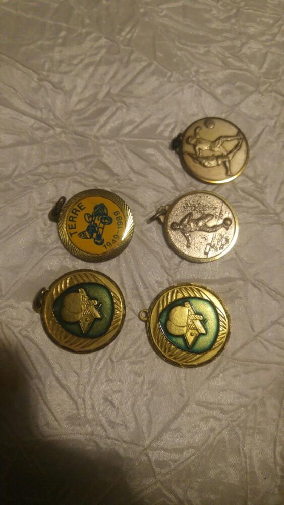 Vintage des 5 medailles belgique 1984 - 1989, Enlèvement ou Envoi, Comme neuf