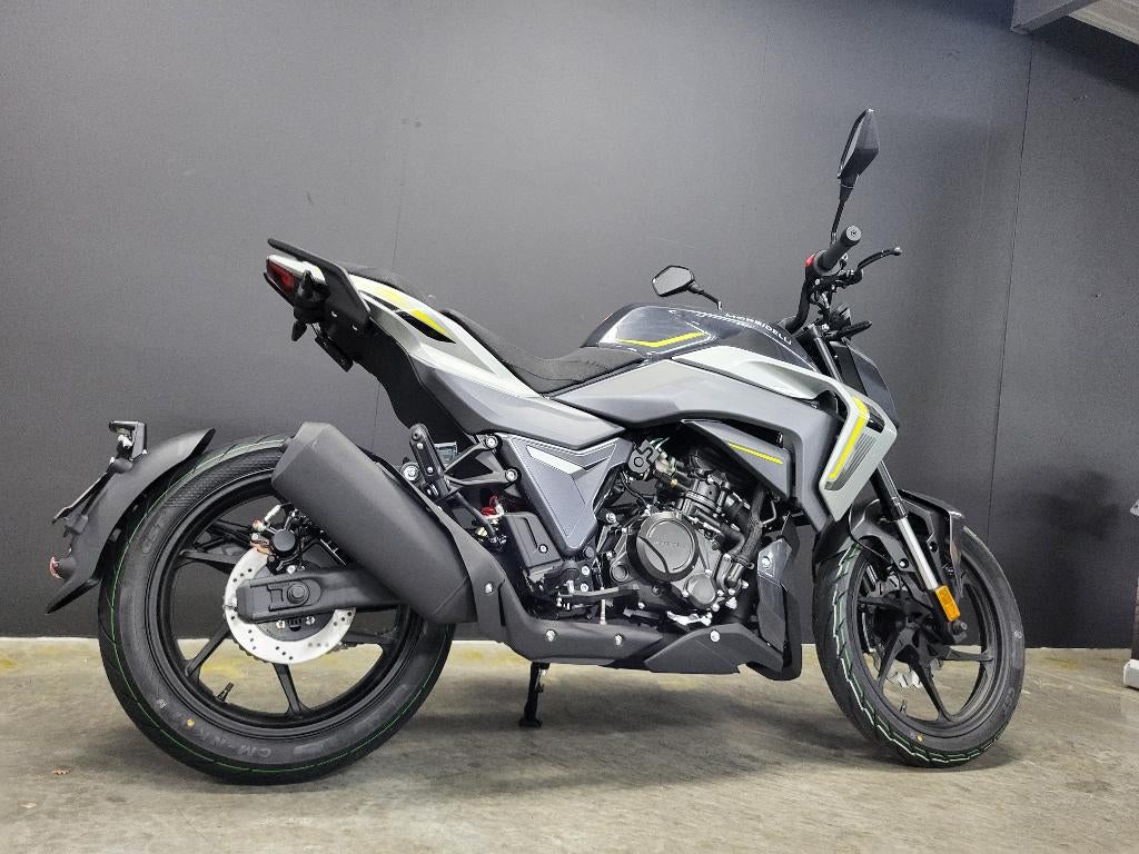 Morbidelli F125 (2+3 jaar garantie), Motoren, Motoren | Overige merken, Bedrijf, 125 cc, 11 kW of minder, ABS