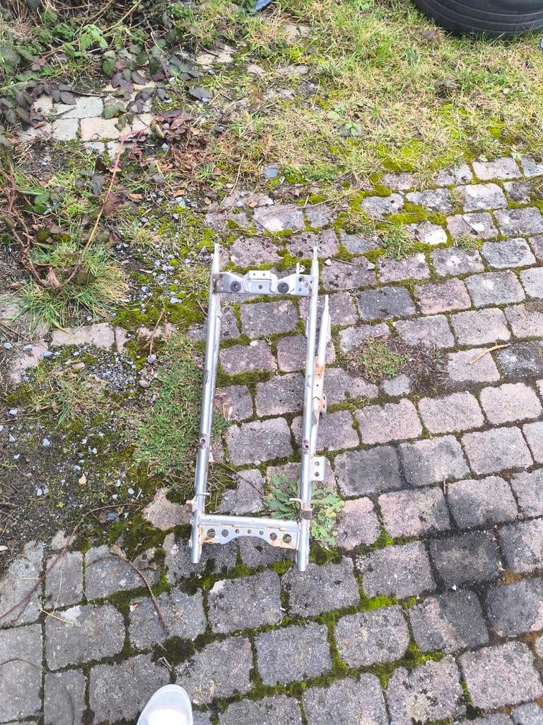 Parti chasis arrière ltz 400 kfx 400, Ophalen