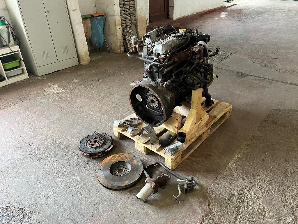 Moteur Nissan Atleon B440 TI, Ophalen, Gebruikt, Overige merken, Motor en Accessoires
