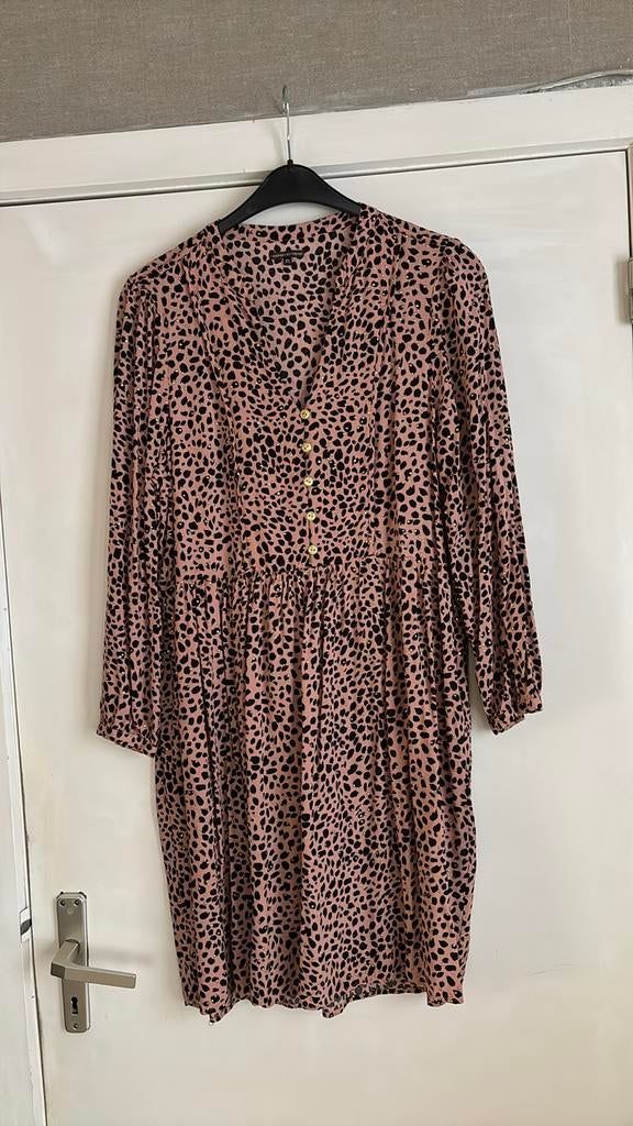 Veritas roze zwart gouden knopen kleed XL, Kleding | Dames, Jurken, Ophalen of Verzenden, Zo goed als nieuw, Zwart