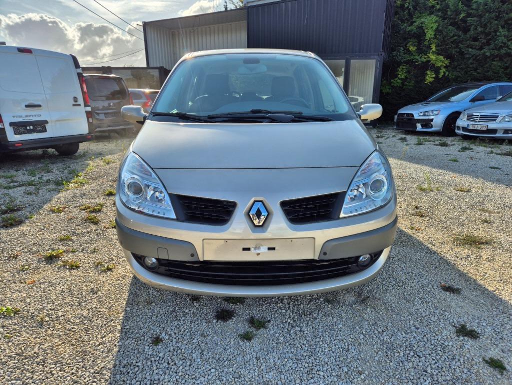 Renault Scenic Automaat / 60.000km / 1e eig / AC / Garantie, 186 g/km, https://public.car-pass.be/vhr/f9233841-6093-4dc8-9522-4e13c62bd7e1?lang=nl