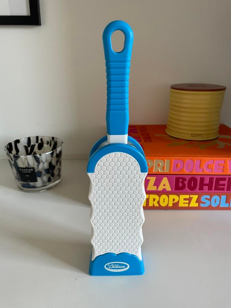 Aqua laser dierenhaarborstel, Ophalen of Verzenden, Zo goed als nieuw