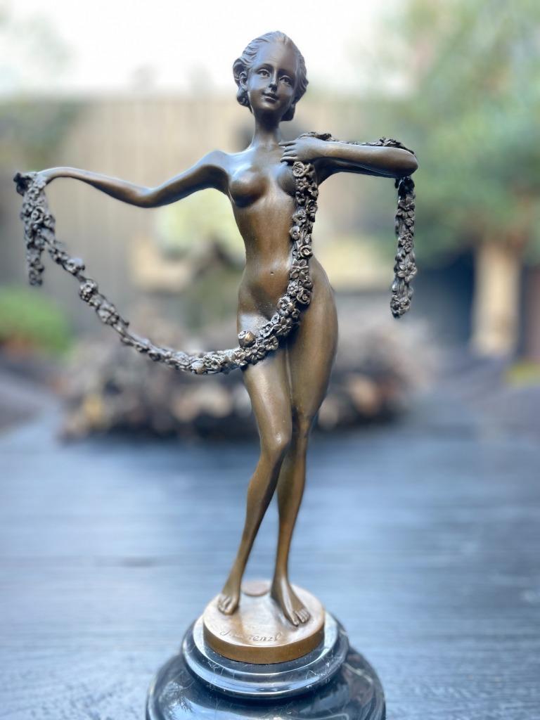 Bronzen naakte dame met bloemenkrans, Lorenz, zuiver brons, Ophalen of Verzenden