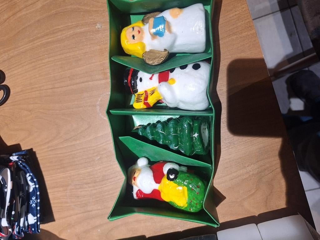 Set van 4 kaarsen in kerstthema, Ophalen of Verzenden, Nieuw