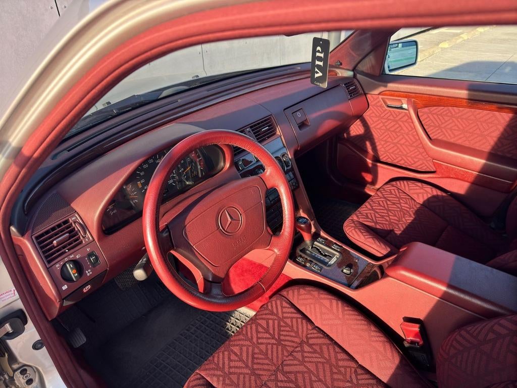 Mercedes C 220 diesel OLDTIMER - BJ:1994 -AUTOMAAT -67.000KM, foto 8