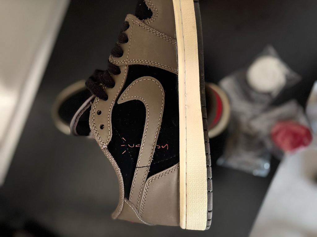 Travis Scott x Air Jordan 1 Size 10 Eu 44, Enlèvement ou Envoi, Porté