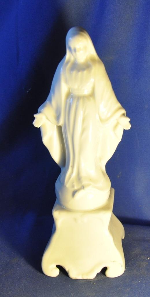 vierge  bras écarté porcelaine blanche épaisse, Ophalen of Verzenden
