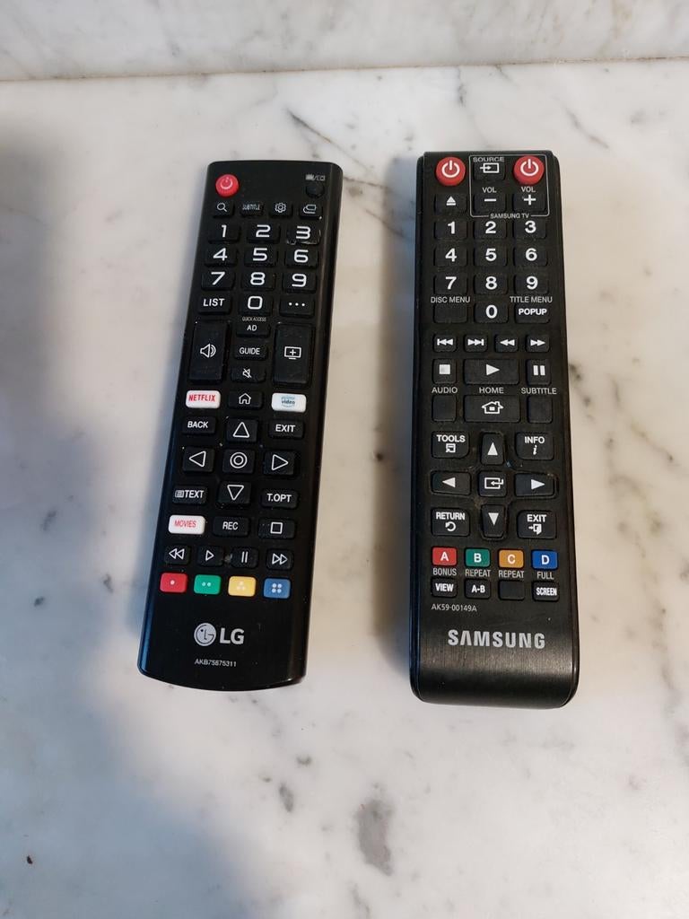 2 télécommandes  pour  samsung et Lg, TV, Hi-fi & Vidéo, TV