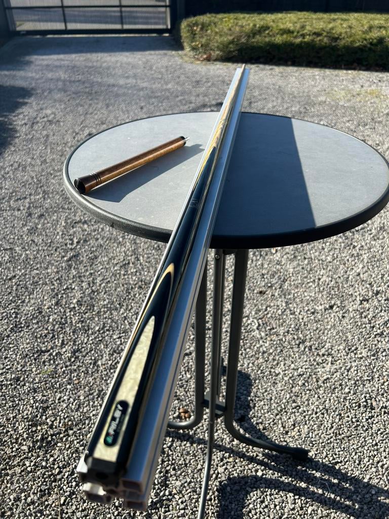 Riley snooker keu met verlengstuk in zeer goede staat!, Sports & Fitness, Billards & Billards américains, Enlèvement ou Envoi