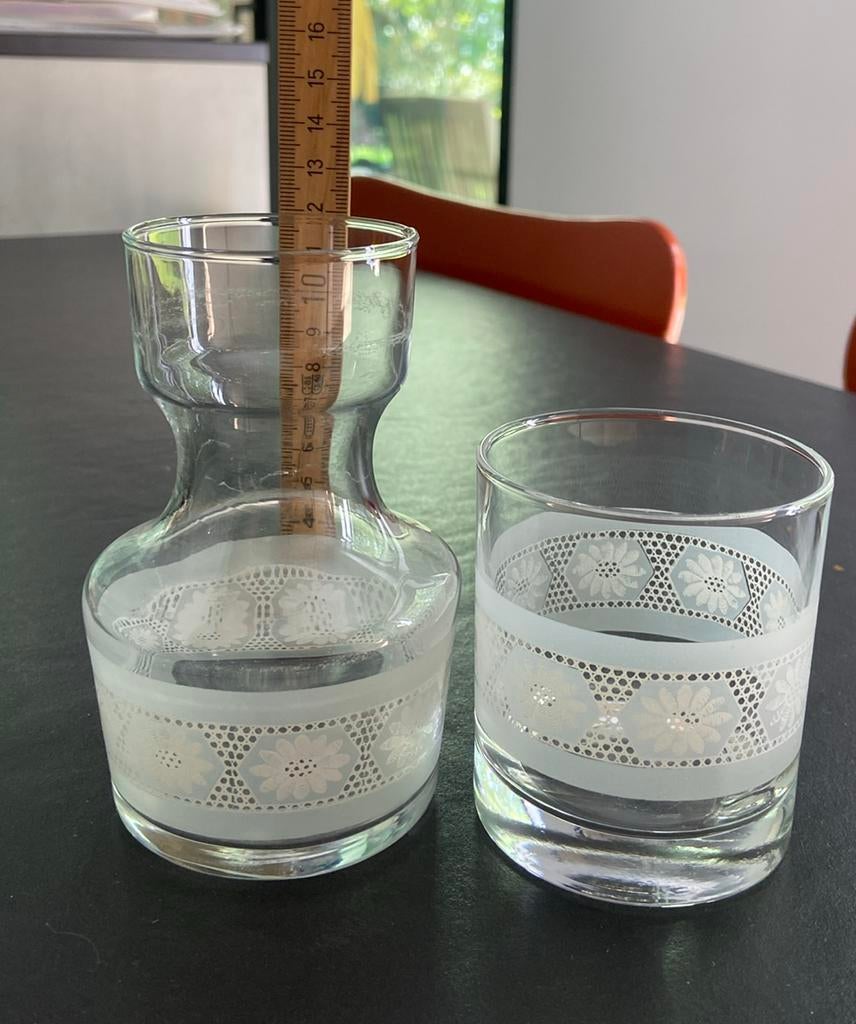 Kleine carafe met bijhorend glas, Enlèvement, Comme neuf