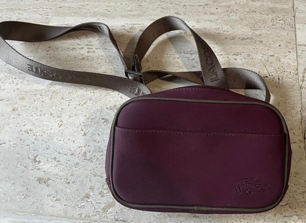 Sac bandoulière « Lacoste », Enlèvement, Comme neuf