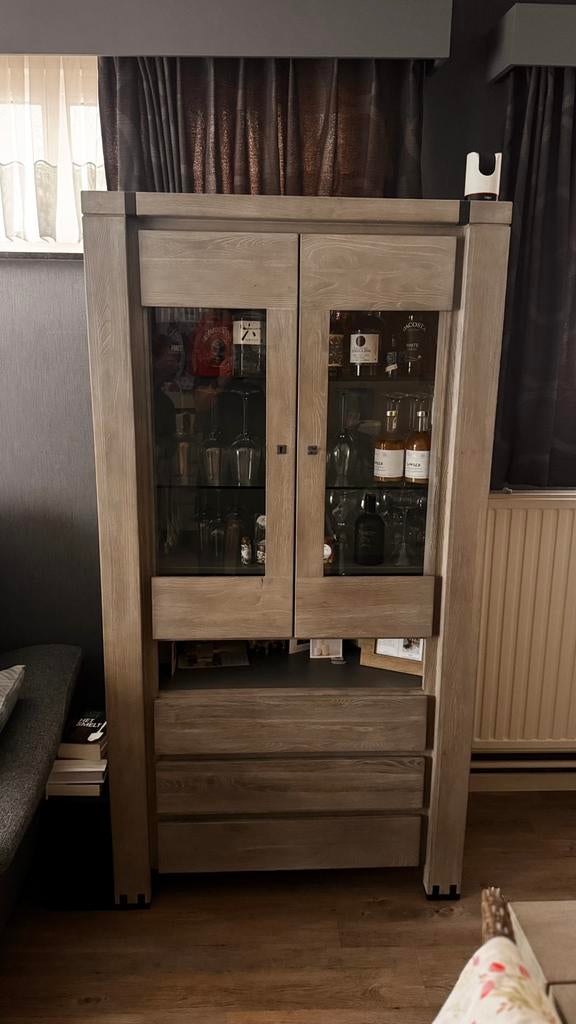 Eetkamer Henders & Hazel, Ophalen, Gebruikt