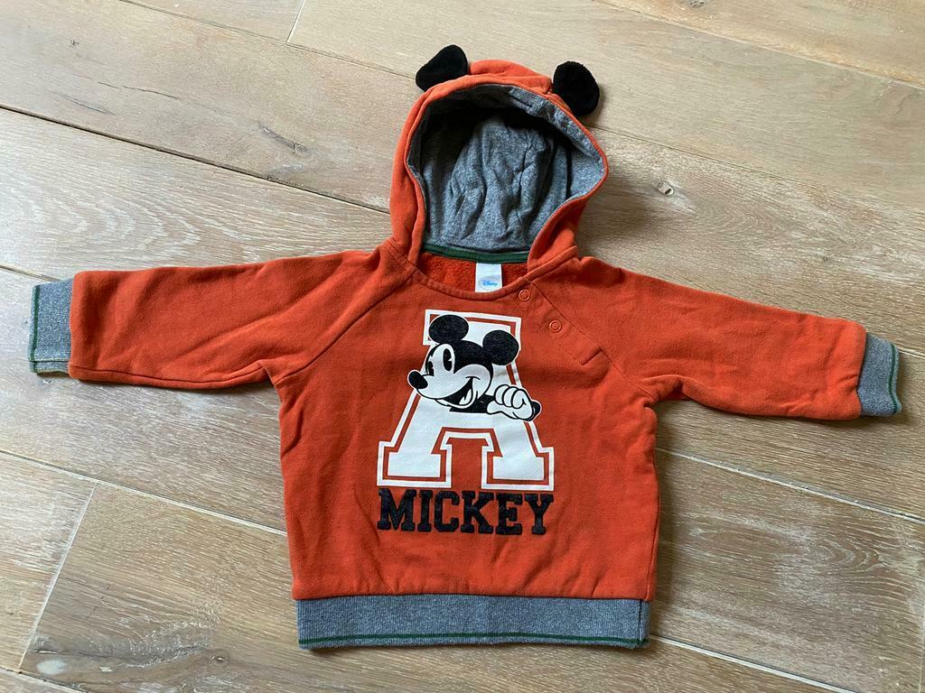 Trui / pull van Mickey Mouse (Disney) maat 74, Enlèvement ou Envoi, Comme neuf, Garçon ou Fille, Pull ou Veste