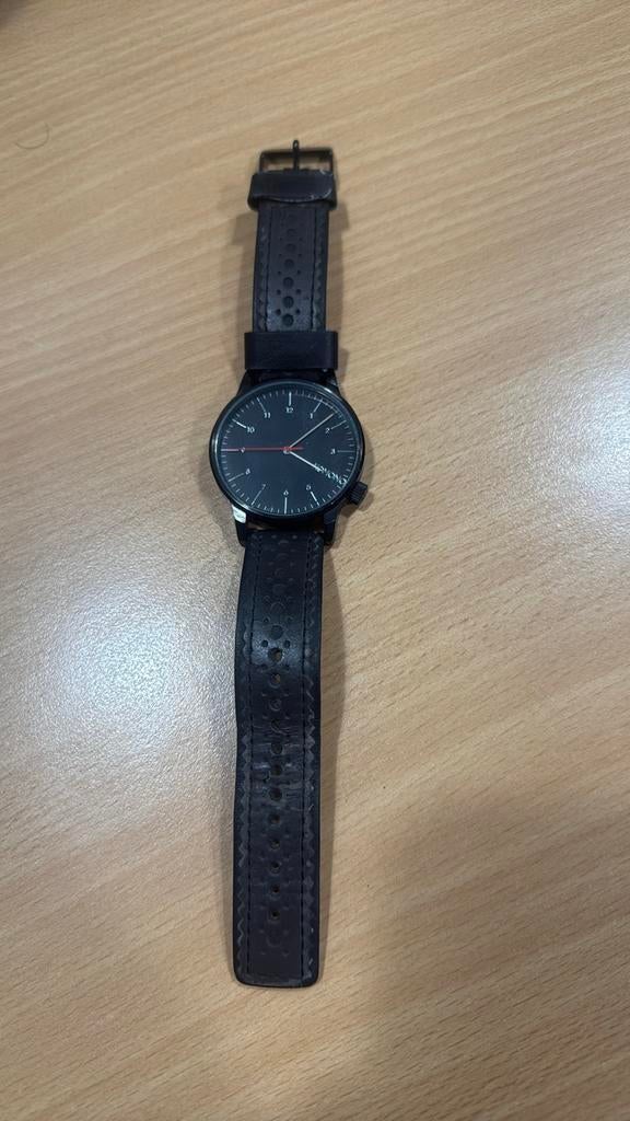Horloge Komono, Ophalen, Zo goed als nieuw, Zwart