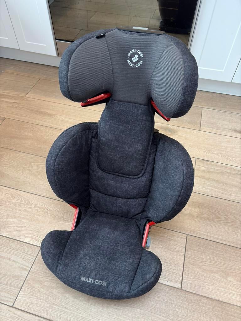 Maxi-Cosi Rodifix in perfecte staat, Kinderen en Baby's, Ophalen, 15 t/m 36 kg, Verstelbare rugleuning, Zo goed als nieuw