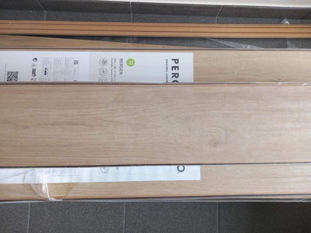 Laminaat 8mm Pergo, Enlèvement, Neuf, 10 à 25 m², Aggloméré