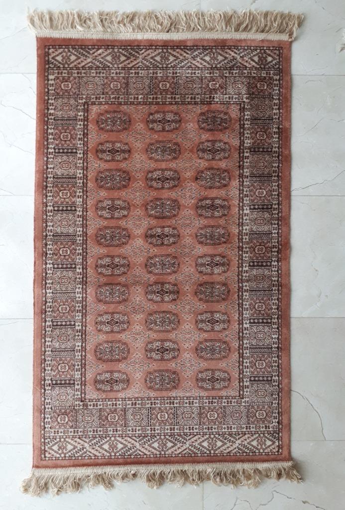 Zijden fijngeknoopt Bocharatapijt 1,06 m x 0,62 m, Ophalen, 100 tot 150 cm, Nieuw, 50 tot 100 cm