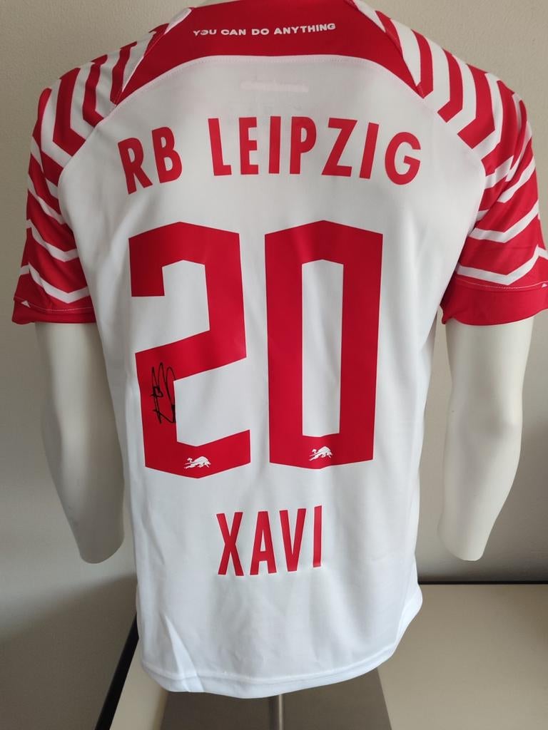 Chemise RB Leipzig signée par Xavi Simons avec certificat, Collections, Articles de Sport & Football, Neuf, Maillot, Enlèvement ou Envoi