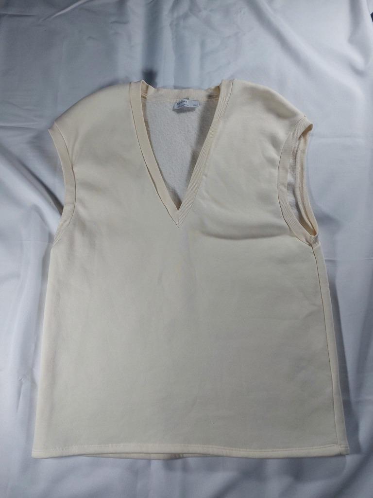 Pull sans manches couleur crème de la marque Bershka, Sans manches, Enlèvement ou Envoi, Taille 36 (S), Beige