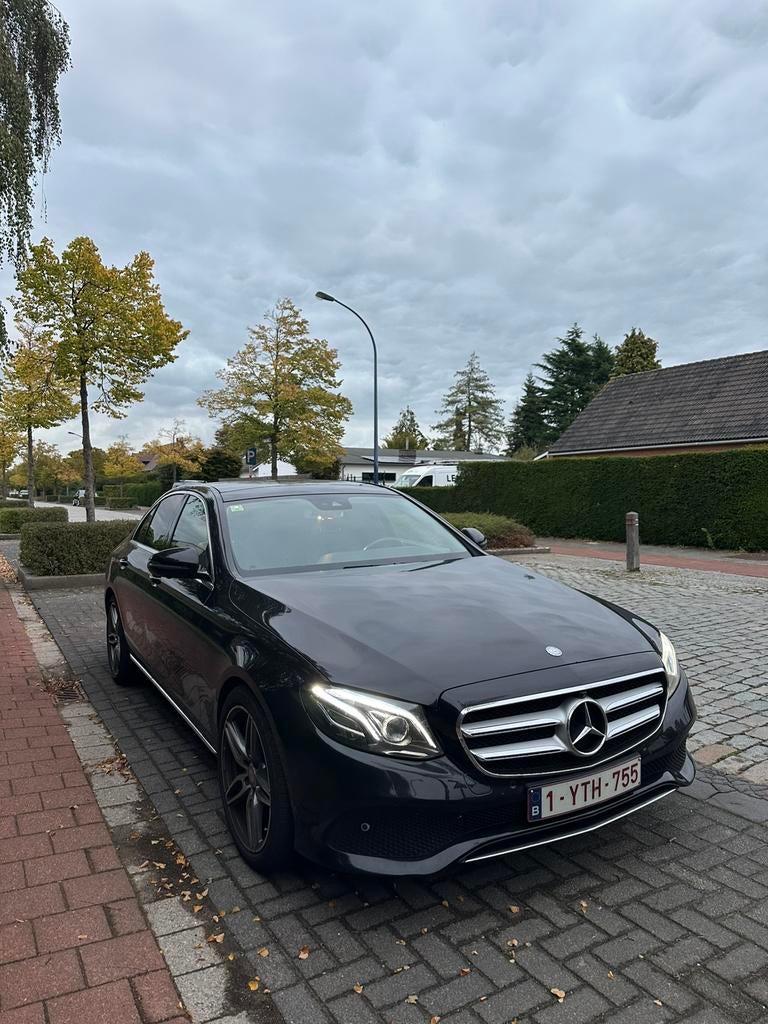 Mercedes-Benz E 220 2016 76 000 km, Achat, Entretenue par le concessionnaire, Automatique, Particulier
