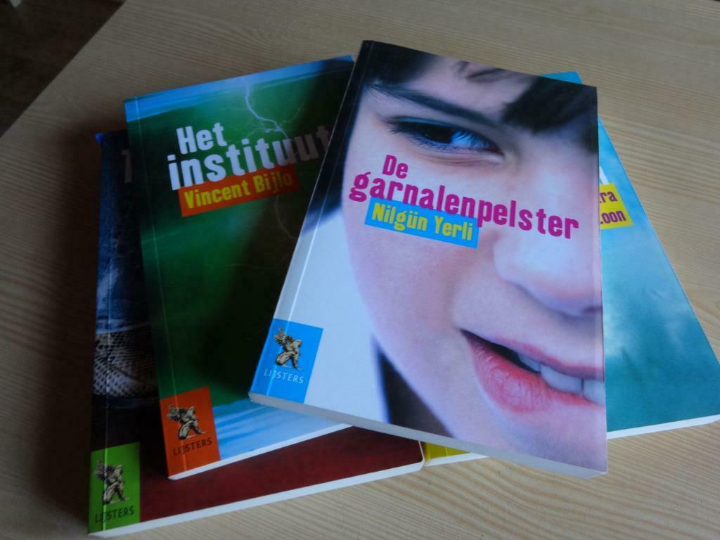 Livres pour la jeunesse, Enlèvement ou Envoi, Utilisé