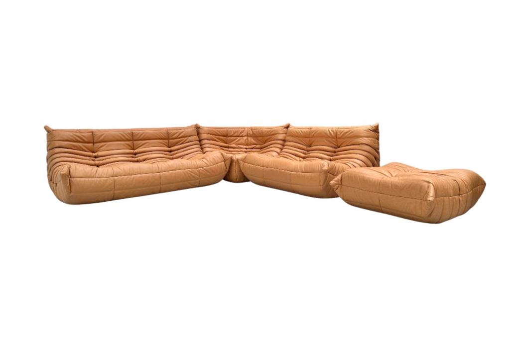 Togo Living Room Set in Camel Leather by Ligne Roset., Huis en Inrichting, Ophalen of Verzenden, Zo goed als nieuw, Leer, Mid Century Modern