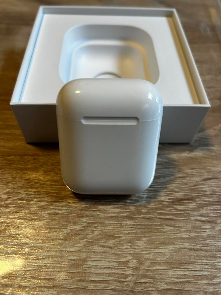 Airpods 1e génération, Enlèvement, Comme neuf, Intra-auriculaires (In-Ear), Bluetooth