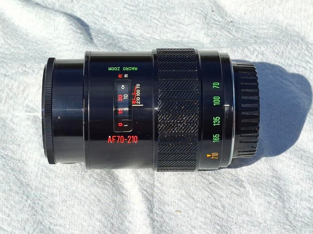 Luxon AF 70-210mm F/4-5.6, Ophalen of Verzenden, Gebruikt, Telelens, Zoom