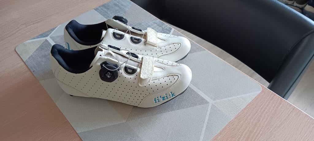 FIZIK koers race fiets schoenen  maat 37, Ophalen of Verzenden, Zo goed als nieuw, Schoenen
