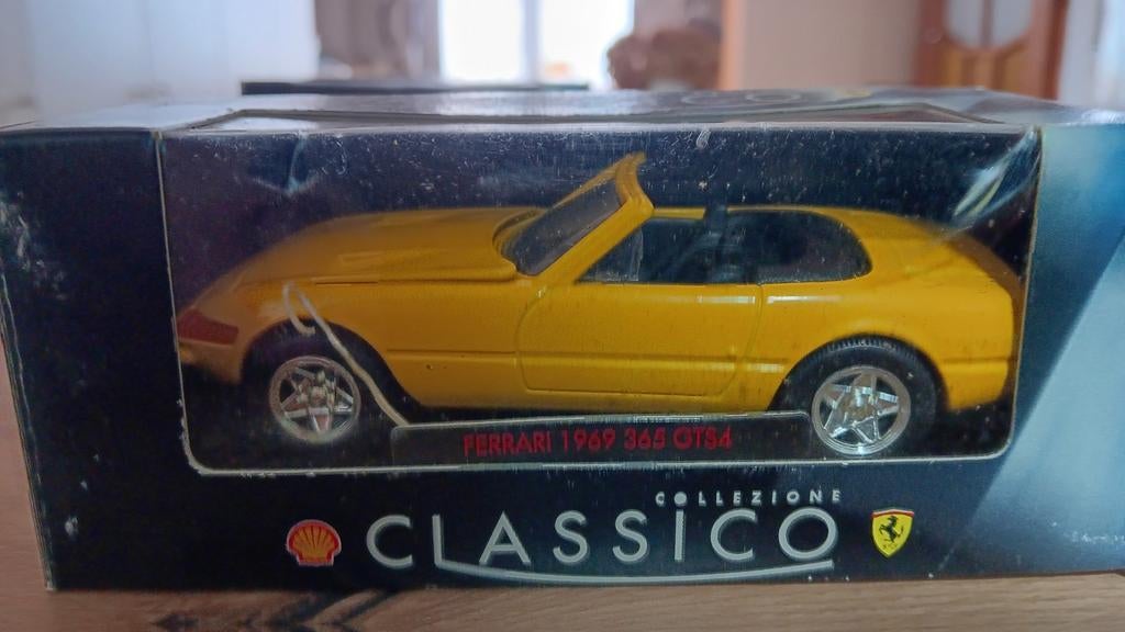 Ferrari, Hobby en Vrije tijd, Modelauto's | 1:24, Ophalen, Zo goed als nieuw