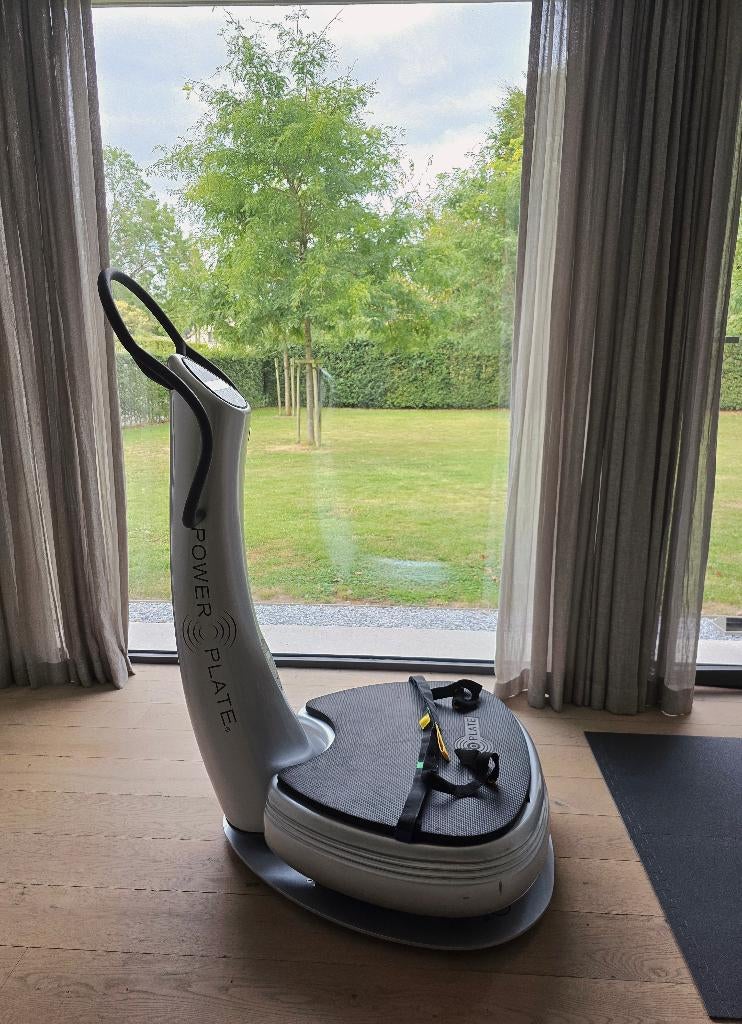 Power Plate Next Generation Pro Retro avec sangles, Sports & Fitness, Comme neuf, Enlèvement, Plaque vibrante, Autres matériaux