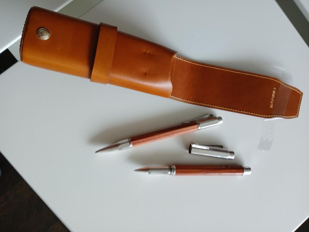 caran d'ache pennen + zakje, Verzamelen, Pennenverzamelingen, Ophalen of Verzenden, Nieuw, Balpen, Overige merken